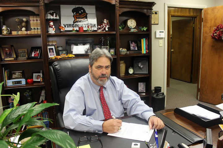 Charles Berkley Named Region 8 Superintendent of the Year